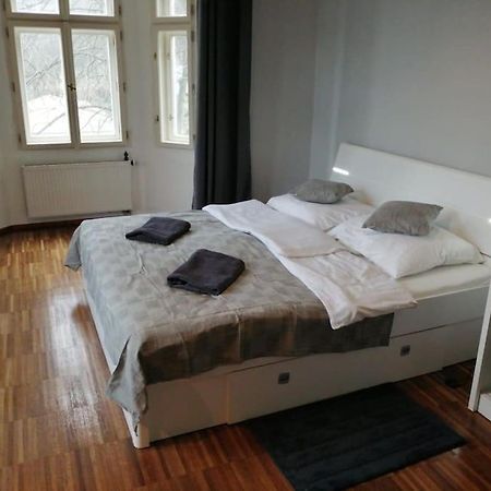 2 Bedrooms Close Vysehrad - Congress Centrum براغ المظهر الخارجي الصورة