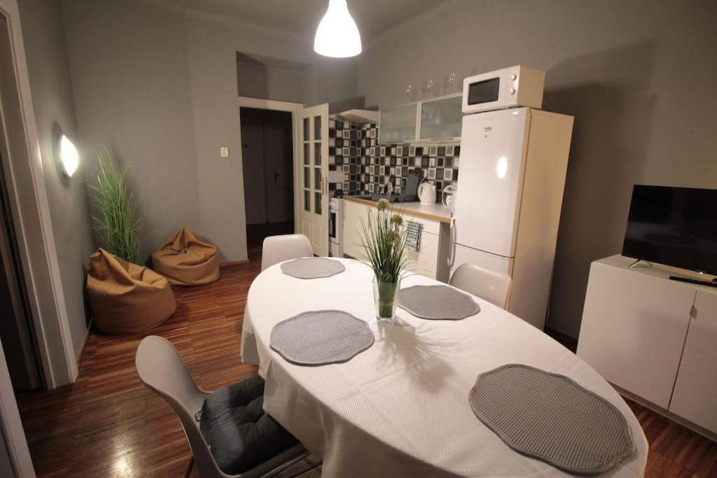 2 Bedrooms Close Vysehrad - Congress Centrum براغ المظهر الخارجي الصورة