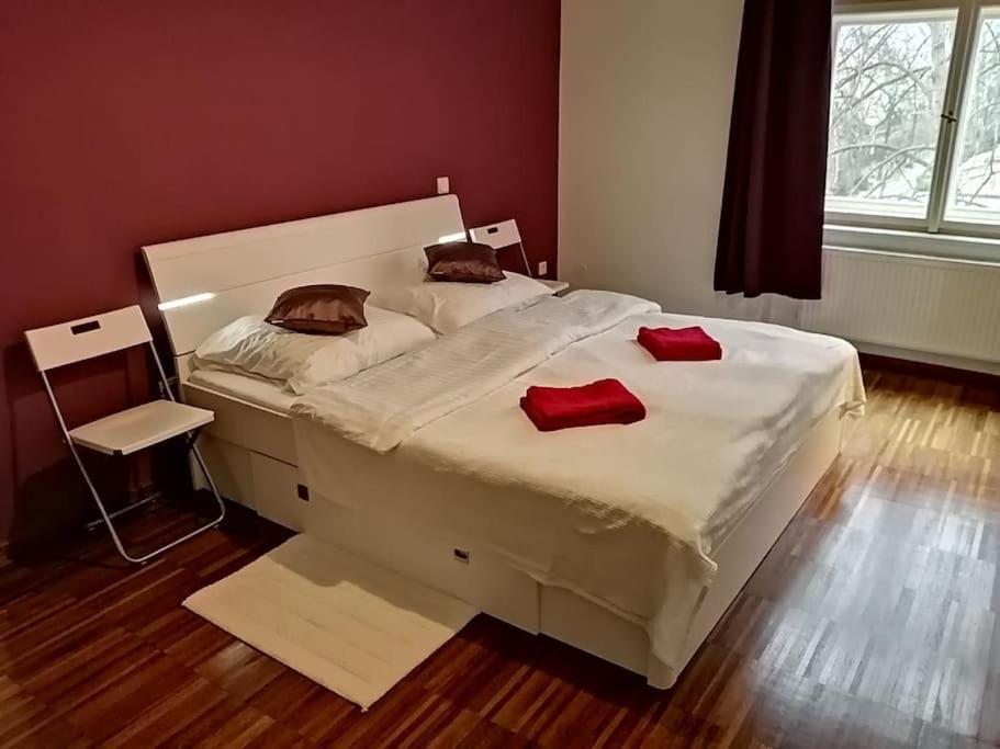 2 Bedrooms Close Vysehrad - Congress Centrum براغ المظهر الخارجي الصورة
